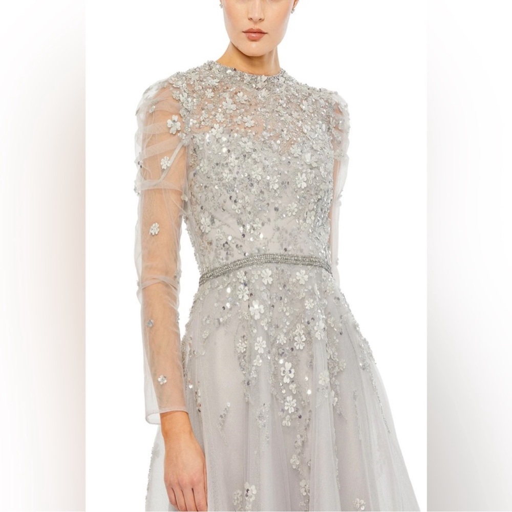 MAC DUGGAL 3D Floral Appliqué Midi Tea Dress In Silver Grey, NWT, 
$369 $800